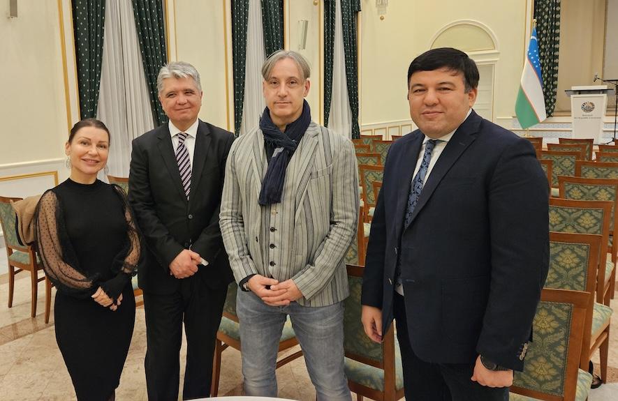 Mirjam Zwingli, Alexander Neu mit dem usbekischen Botschafter und 1. Botschaftssekräter